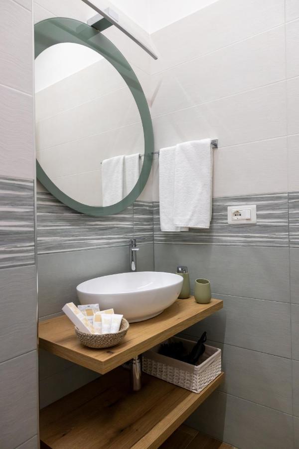Bed and breakfast Sunbay Luxury